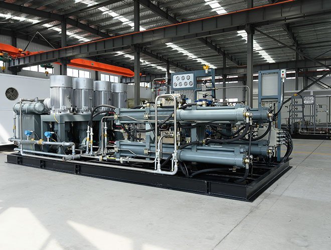 Hydraulic piston reciprocating hydrogen compressor